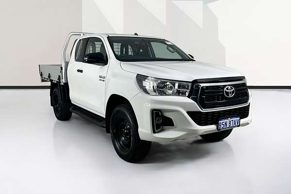 2019 Toyota HILUX SR (4x4) GUN126R MY19 4X4