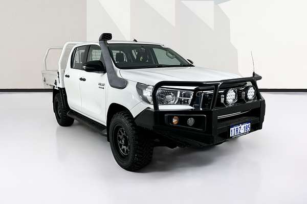 2019 Toyota HILUX SR (4x4) GUN126R MY19 4X4