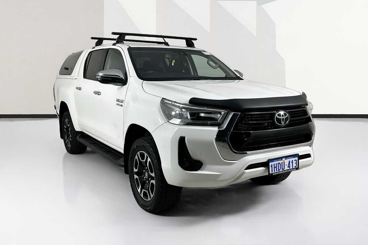 2020 Toyota HILUX SR5 (4x4) GUN126R FACELIFT 4X4