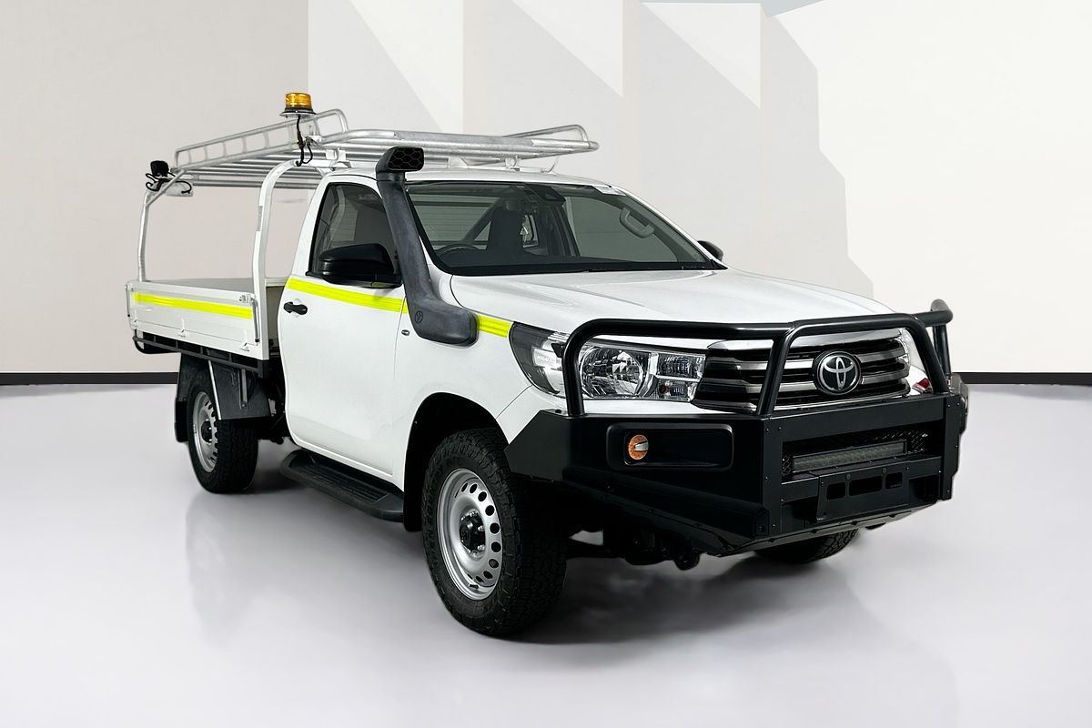 2021 Toyota HILUX SR (4x4) GUN126R 4X4