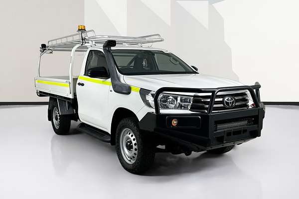 2021 Toyota HILUX SR (4x4) GUN126R 4X4