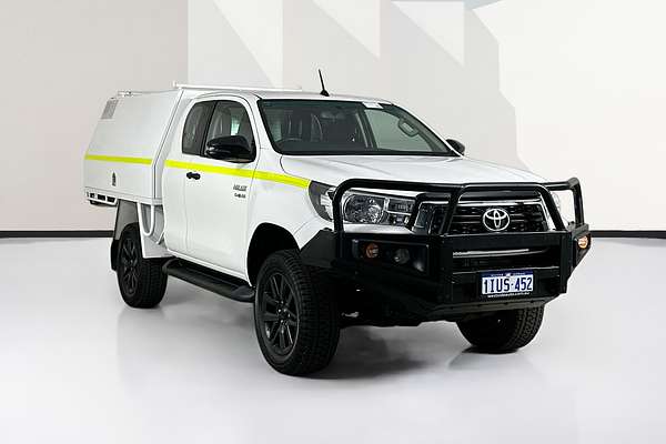 2019 Toyota HILUX SR (4x4) GUN126R MY19 4X4