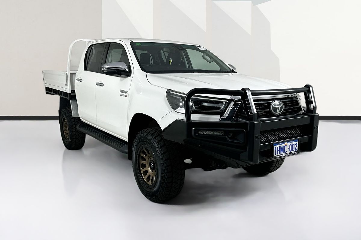 2021 Toyota HILUX SR5 (4x4) GUN126R 4X4