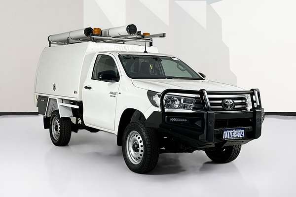 2020 Toyota HILUX SR (4x4) GUN126R FACELIFT 4X4