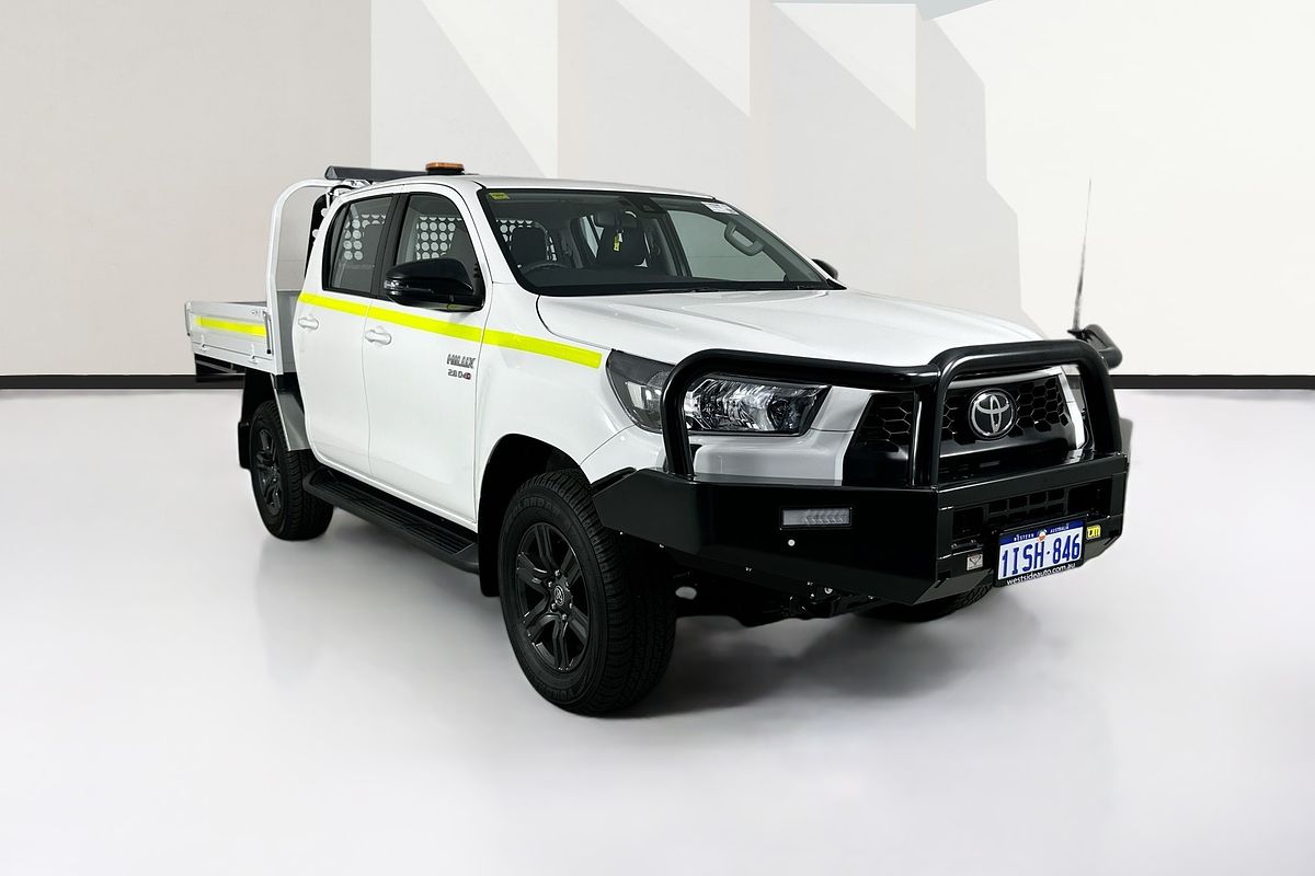 2025 Toyota HILUX SR (4x4) GUN126R RC 4X4