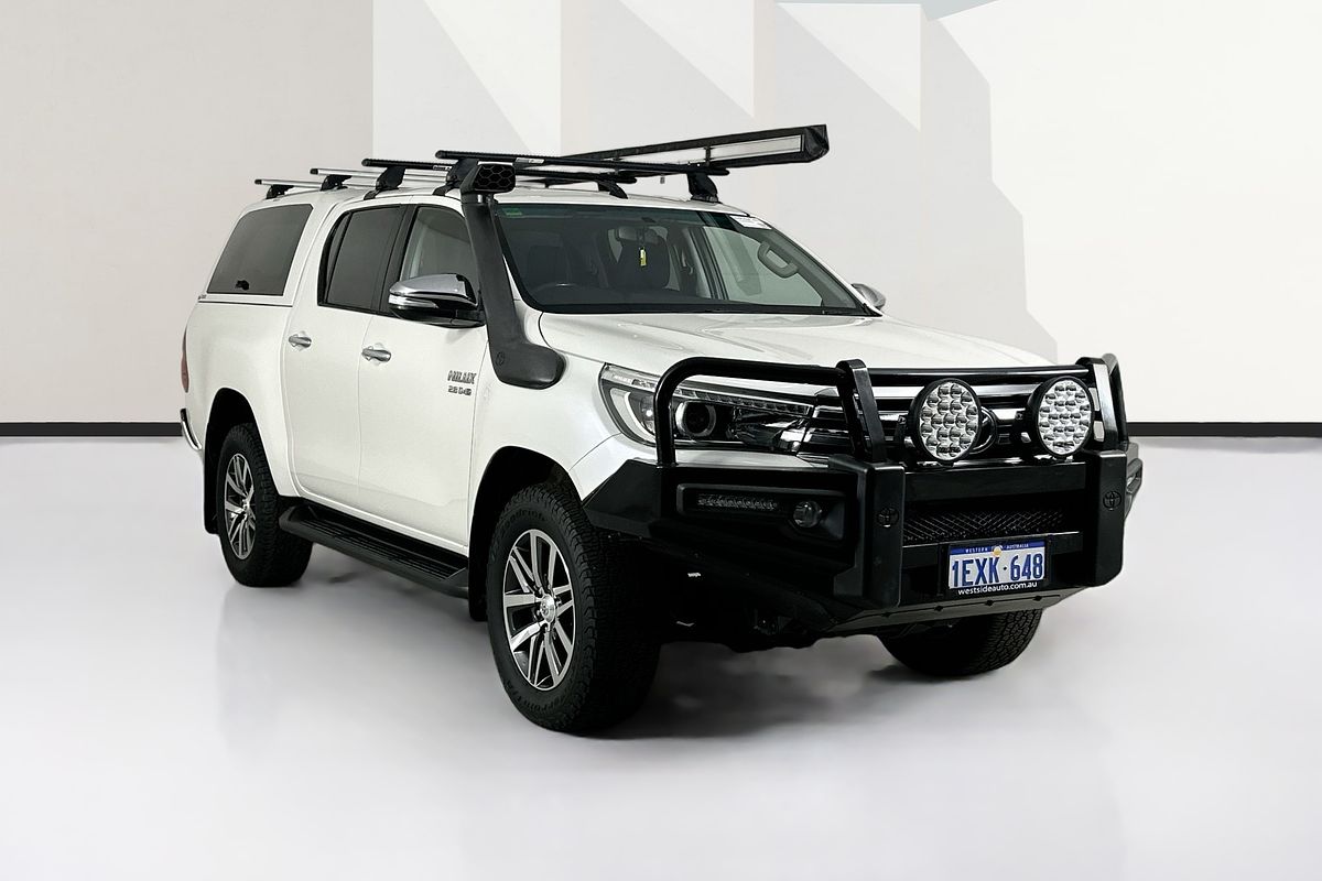 2015 Toyota HILUX SR5 (4x4) GUN126R 4X4