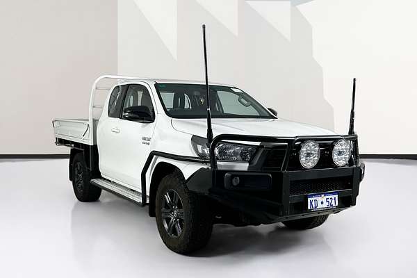 2023 Toyota HILUX SR (4x4) GUN126R 4X4