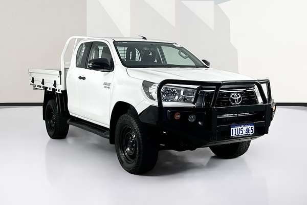 2019 Toyota HILUX SR (4x4) GUN126R MY19 UPGRADE 4X4