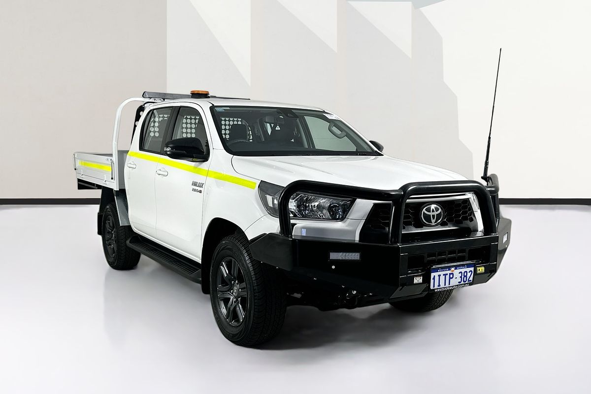 2024 Toyota HILUX SR 48V (4x4) GUN126R 4X4