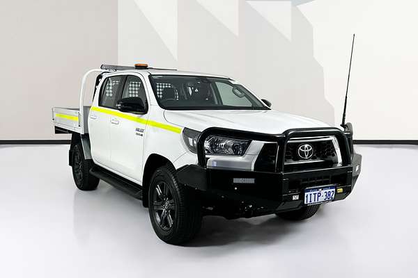 2024 Toyota HILUX SR 48V (4x4) GUN126R 4X4