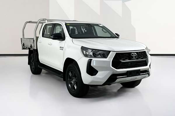 2024 Toyota HILUX SR 48V (4x4) GUN126R 4X4