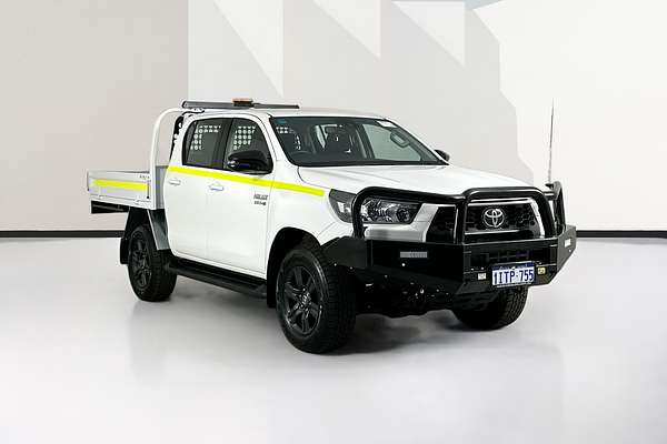 2024 Toyota HILUX SR 48V (4x4) GUN126R 4X4