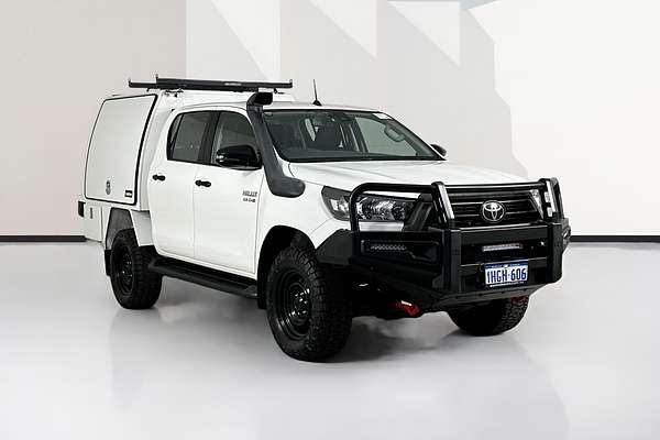 2020 Toyota HILUX SR (4x4) GUN126R FACELIFT 4X4
