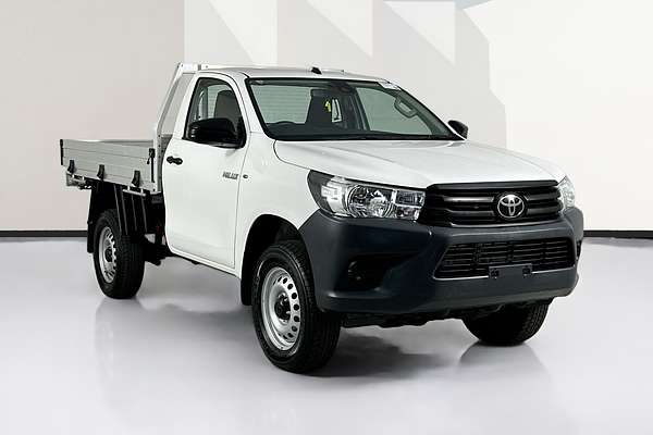 2020 Toyota HILUX WORKMATE HI-RIDER GUN135R FACELIFT 4x2
