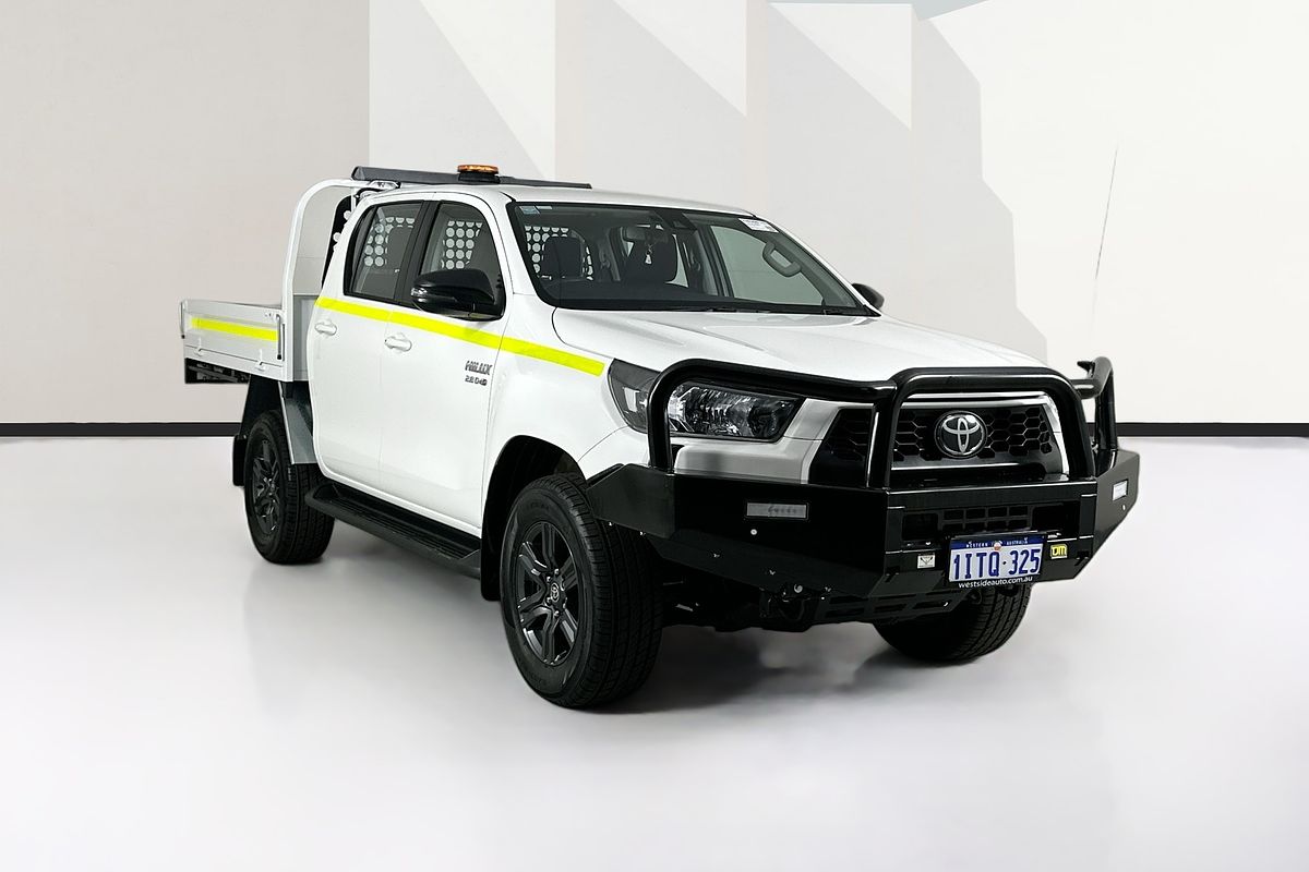 2025 Toyota HILUX SR 48V (4x4) GUN126R RC 4X4