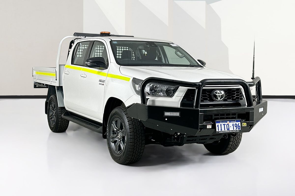 2024 Toyota HILUX SR 48V (4x4) GUN126R 4X4