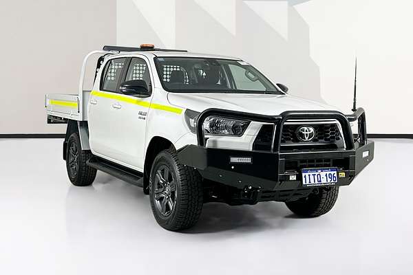 2024 Toyota HILUX SR 48V (4x4) GUN126R 4X4