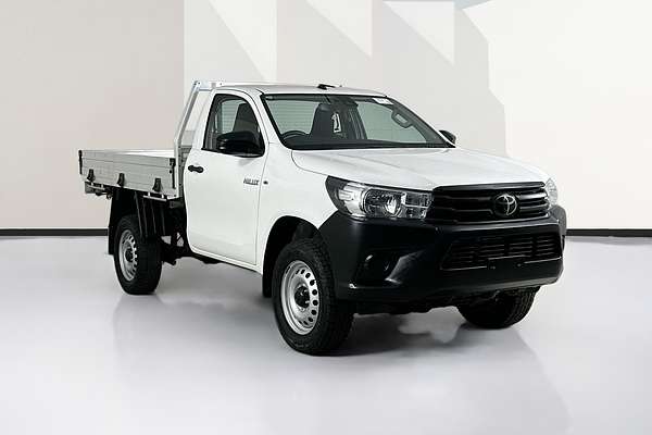 2020 Toyota HILUX WORKMATE HI-RIDER GUN135R FACELIFT 4x2