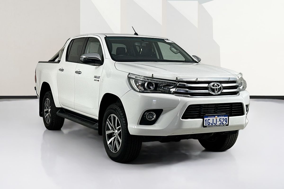 2017 Toyota HILUX SR5 (4x4) GUN126R 4X4