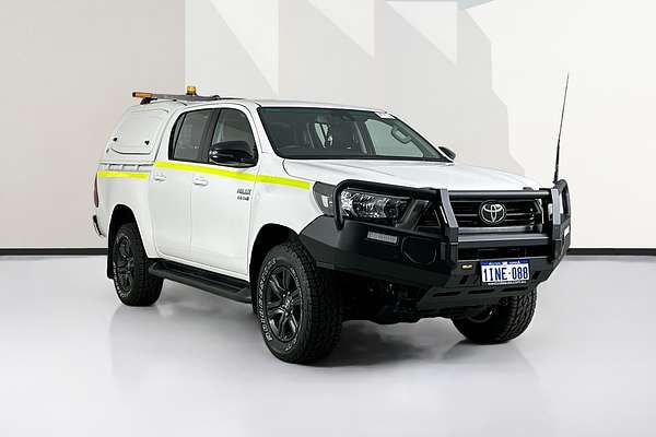 2024 Toyota HILUX SR (4x4) GUN126R 4X4