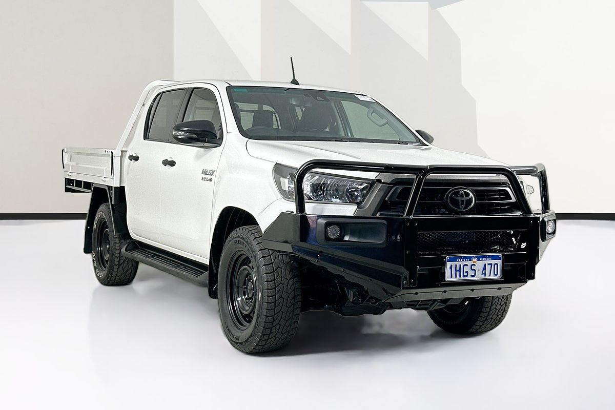 2021 Toyota HILUX SR (4x4) GUN126R 4X4