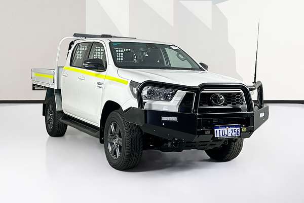 2024 Toyota HILUX SR 48V (4x4) GUN126R 4X4