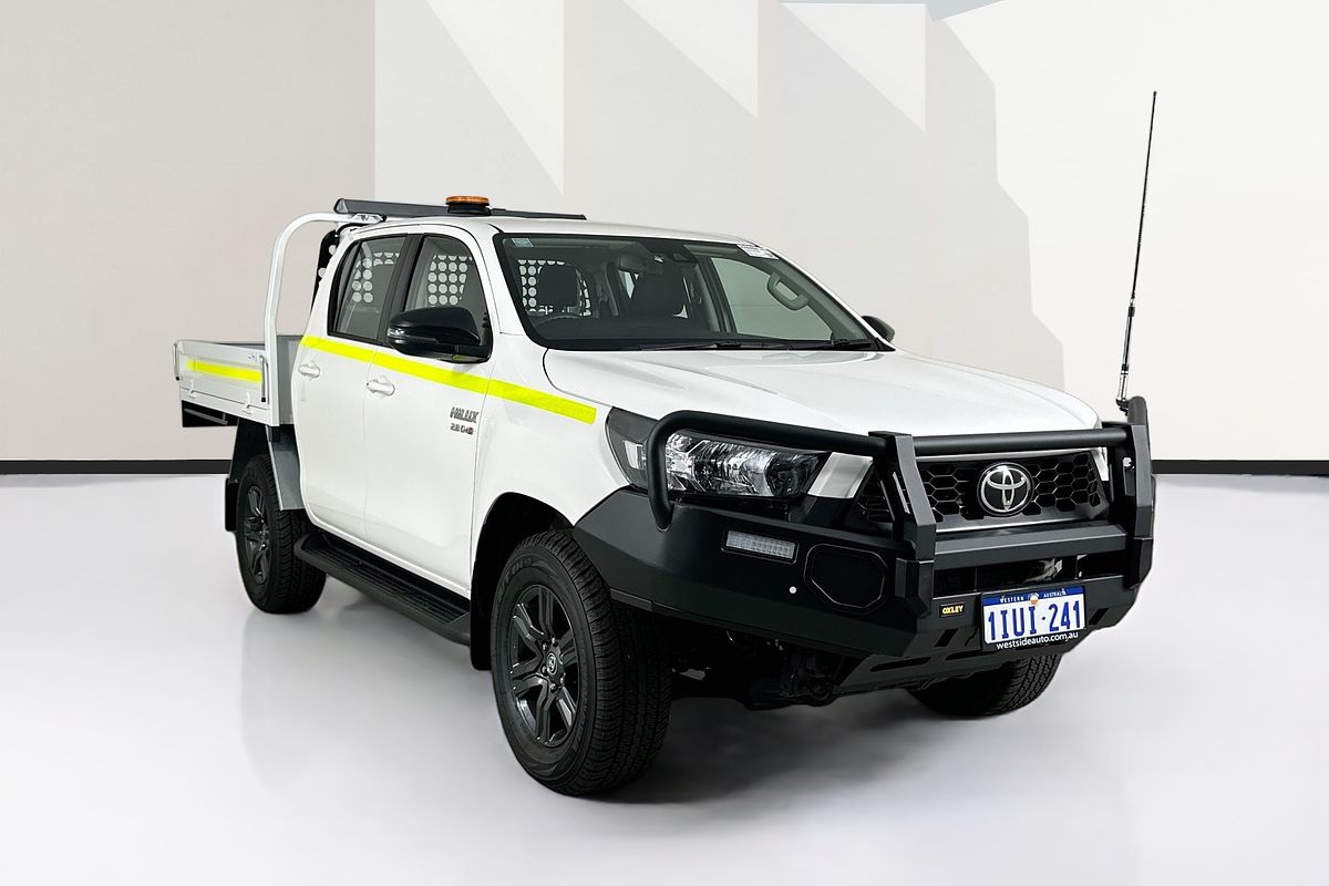 2024 Toyota HILUX SR 48V (4x4) GUN126R 4X4