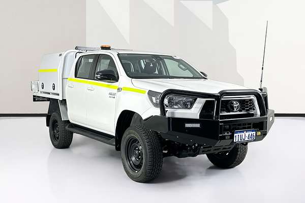 2025 Toyota HILUX SR (4x4) STEEL WHEELS GUN126R RC 4X4