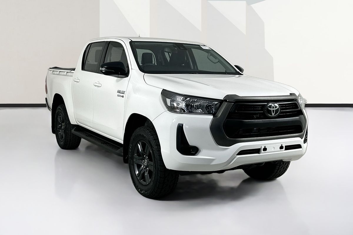 2022 Toyota HILUX SR (4x4) GUN126R 4X4
