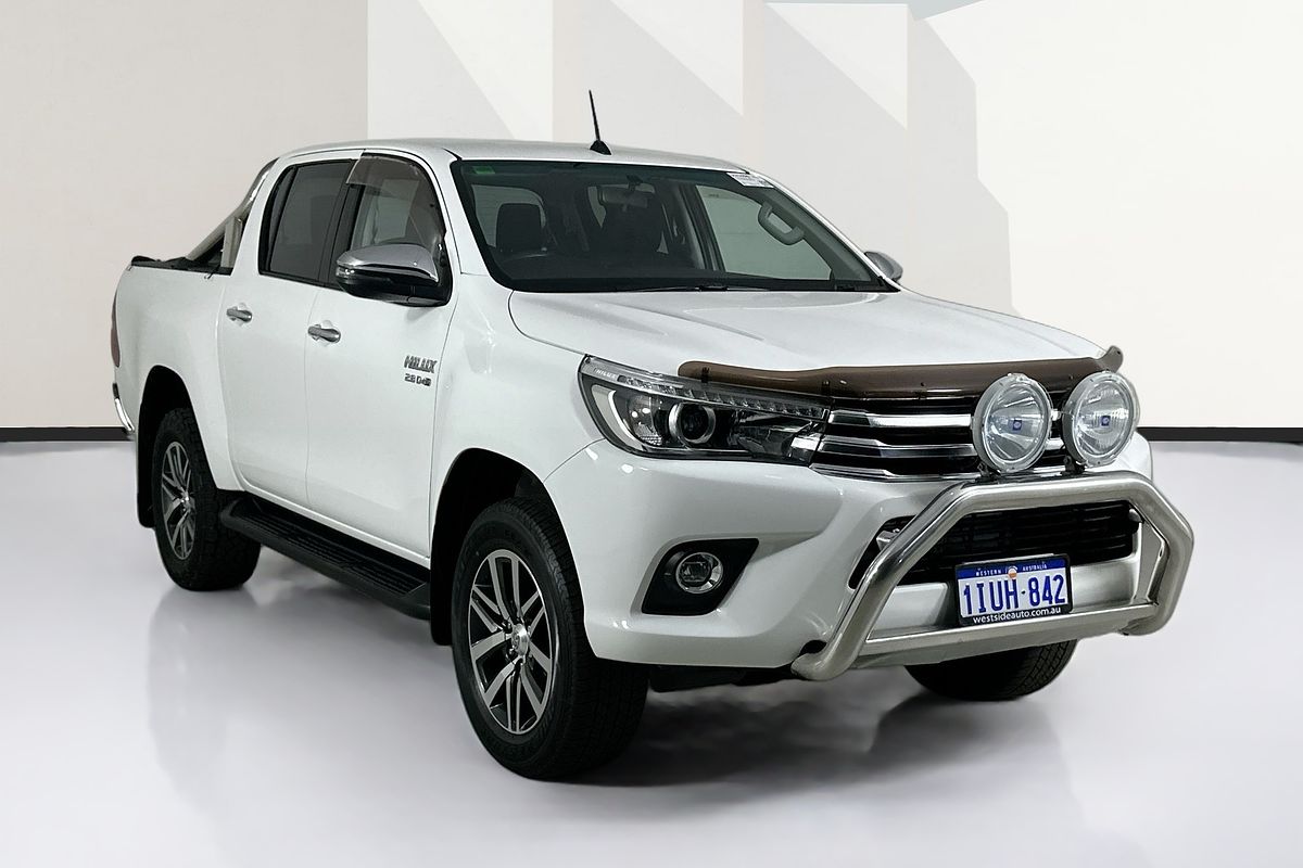 2017 Toyota HILUX SR5 (4x4) GUN126R 4X4