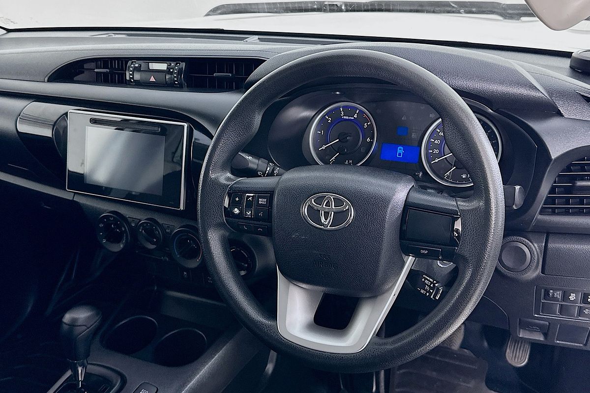 2018 Toyota HILUX SR (4x4) GUN126R MY17 4X4