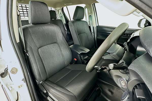 2021 Toyota HILUX SR (4x4) GUN126R 4X4