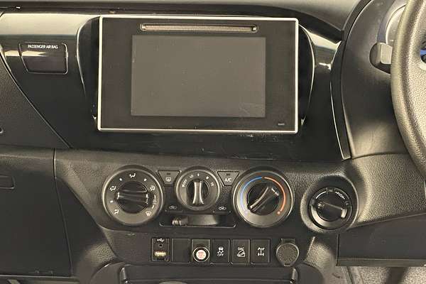 2020 Toyota HILUX SR (4x4) GUN126R MY19 UPGRADE 4X4