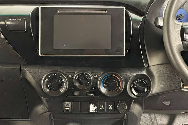 2020 Toyota HILUX SR (4x4) GUN126R MY19 UPGRADE 4X4