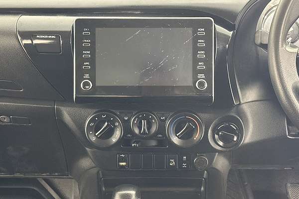 2021 Toyota HILUX SR (4x4) GUN126R 4X4