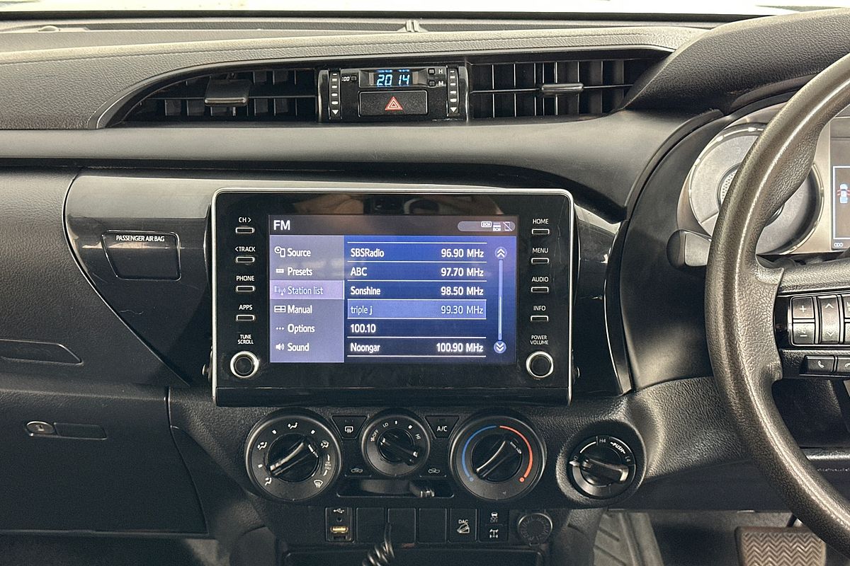 2022 Toyota HILUX SR (4x4) GUN126R 4X4