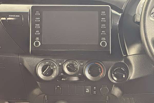 2022 Toyota HILUX SR (4x4) GUN126R 4X4