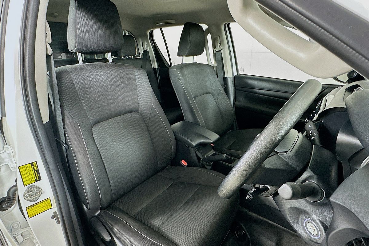 2024 Toyota HILUX SR (4x4) GUN126R 4X4