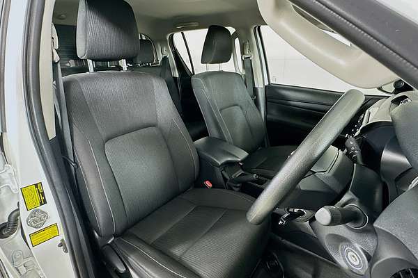 2024 Toyota HILUX SR (4x4) GUN126R 4X4