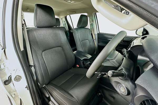 2022 Toyota HILUX SR (4x4) GUN126R 4X4