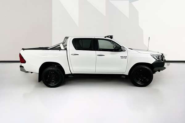 2019 Toyota Hilux SR5 GUN126R 4X4
