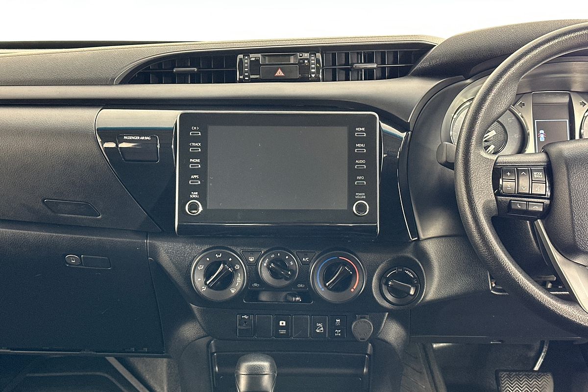 2022 Toyota HILUX SR (4x4) GUN126R 4X4