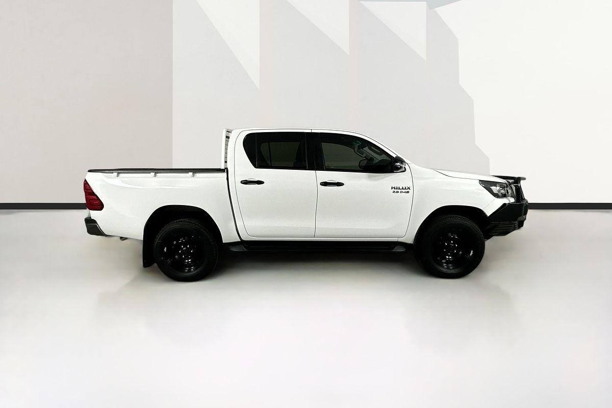 2020 Toyota HILUX SR GUN126R 4X4