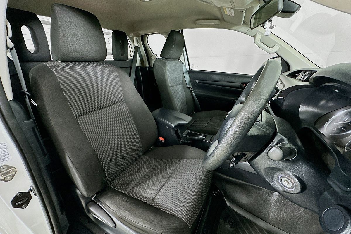 2020 Toyota HILUX WORKMATE (4x4) GUN125R FACELIFT 4X4