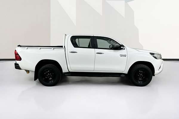 2017 Toyota HILUX SR HI-RIDER GUN136R REAR WHEEL DRIVE