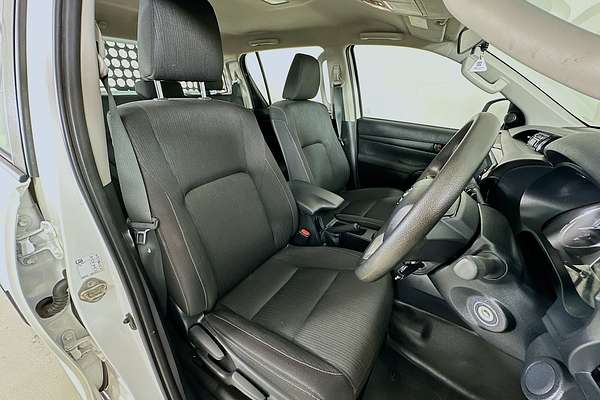 2024 Toyota HILUX SR (4x4) GUN126R 4X4