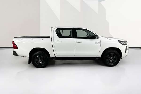 2024 Toyota Hilux SR 48V GUN126R 4X4
