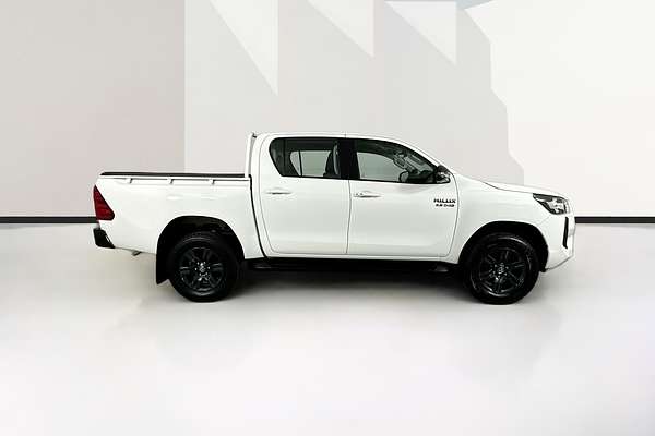 2024 Toyota Hilux SR 48V GUN126R 4X4