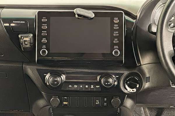 2021 Toyota HILUX SR5 (4x4) GUN126R 4X4