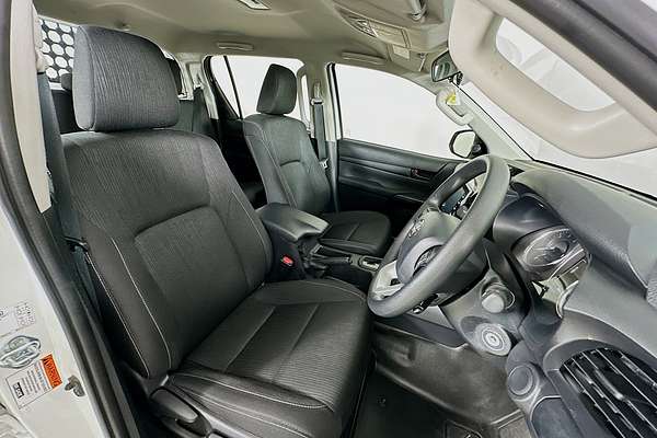2023 Toyota Hilux SR GUN126R 4X4